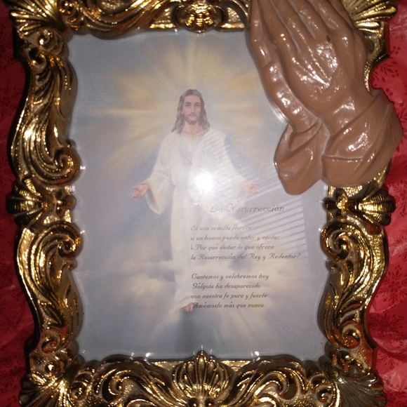 UNIQUE AND MAGNIFICENT 